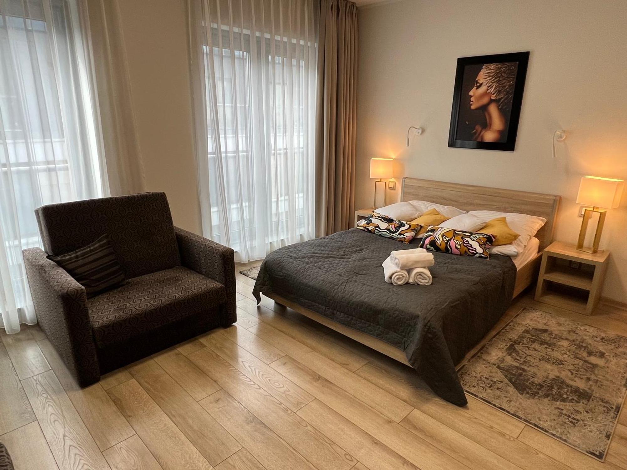 I&M Apartments Krawiecka Вроцлав Екстериор снимка